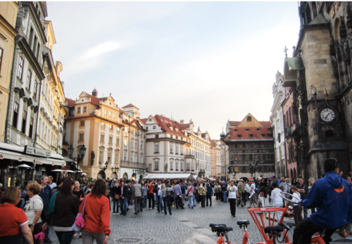 The UN recommends the tourism sector to fight against the plastic pollution due to COVID-19