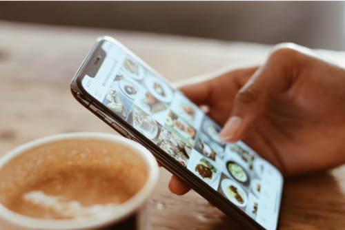 Social networks and their influence on environmental awareness