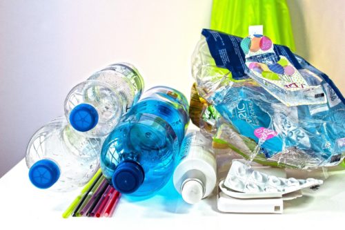 Main types of plastics by use and recycling tolerance