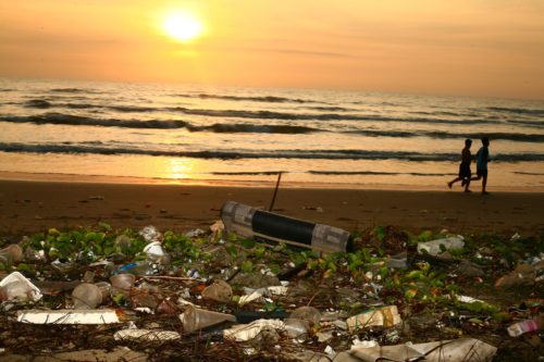 La concienciación social en el reciclaje de plástico, clave para el sector